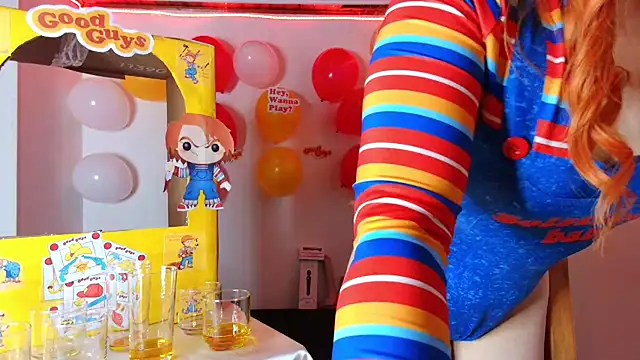 juli05star20 online show from October 31, 5:31 am