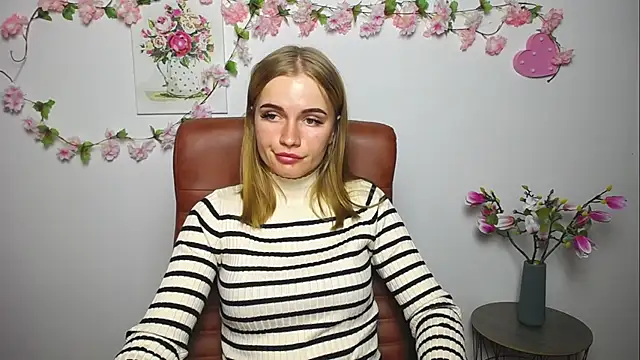 Snapshot of MargaritaKiss chatting on September 11, 7:25 pm MargaritaKiss online show from September 11, 7:25 pm