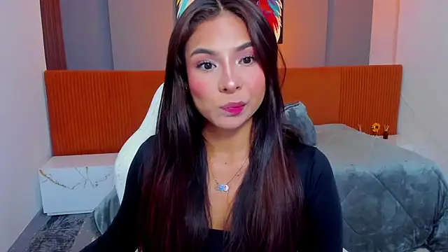 Snapshot of amira_cute2 chatting on October 21, 7:23 am amira cute2 online show from October 21, 7:23 am