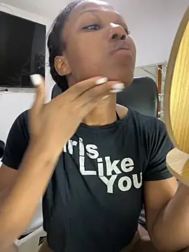 kellya  online show from March 13, 11:39 pm