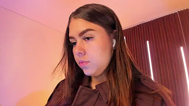 ArianaBaker online show from April 9, 12:32 pm