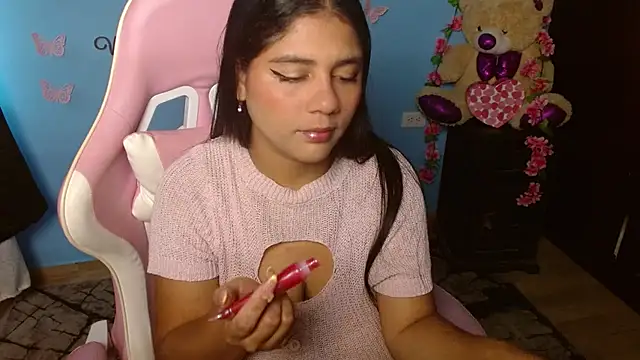 Candela-Smith online show from April 9, 4:34 pm