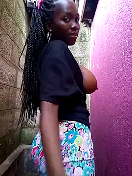 Swirly blac online show from March 30, 8:58 am