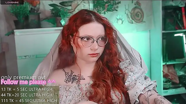 me  hanna online show from April 11, 3:23 am