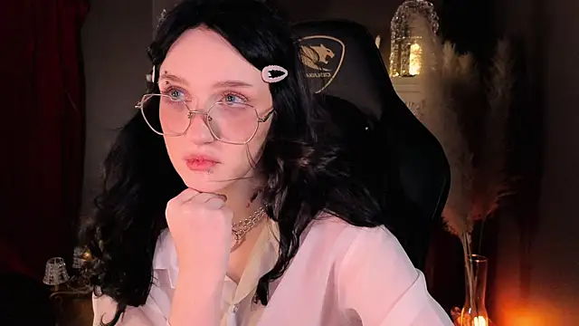 ELLIEJAY online show from September 16, 8:28 pm