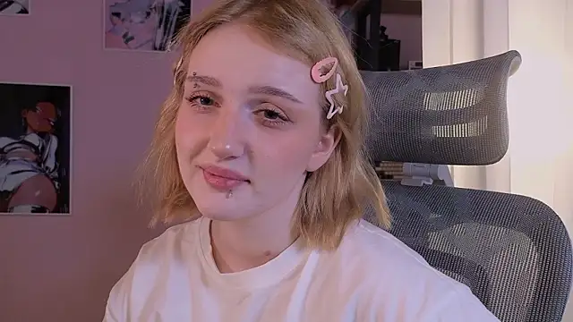 ELLIEJAY online show from February 3, 6:40 am