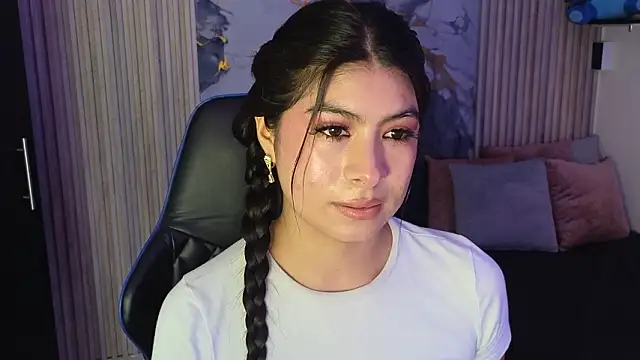 LissaWiild online show from March 4, 8:26 pm