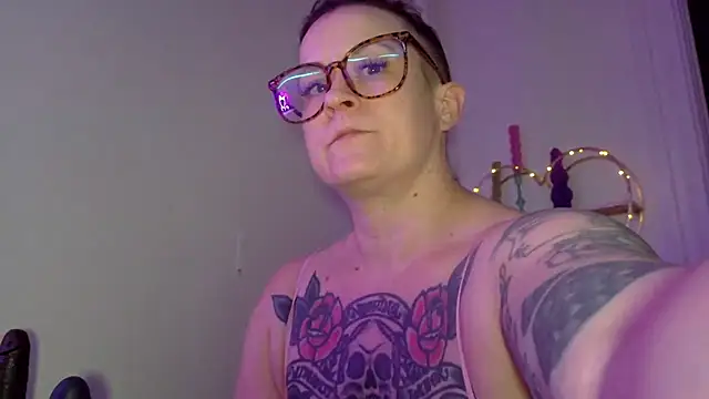 quinnmariexo online show from March 24, 2:17 am