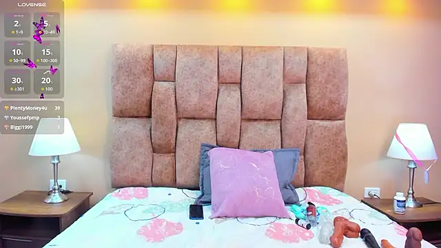 MiiaHot online show from March 20, 9:30 pm