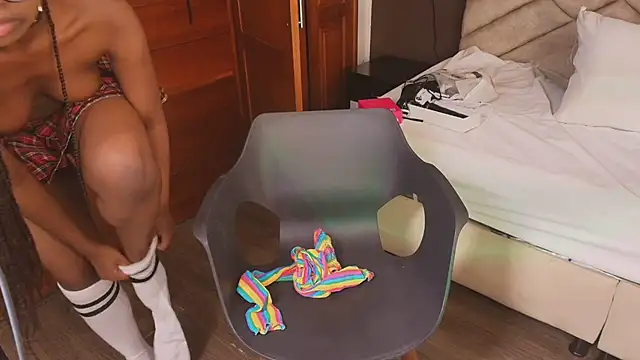 Raquel jones online show from January 12, 12:32 pm