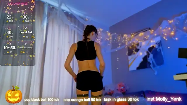 mollyyank online show from October 30, 11:22 am