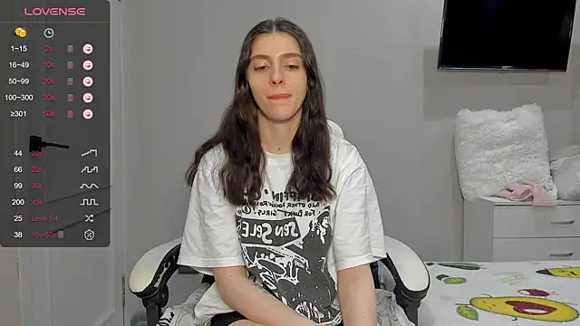 broosnica1 online show from March 1, 10:37 am