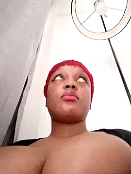 Busty Bambi online show from April 18, 8:17 am