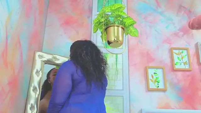 Idiris big online show from September 22, 2:04 pm