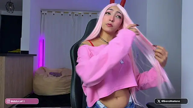 MarianaBranzz online show from February 7, 5:22 am