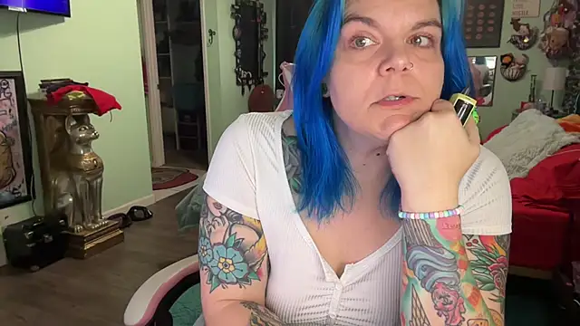 CherryBombBomb online show from February 16, 8:41 pm