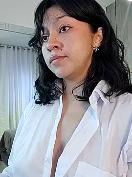  julietta online show from November 18, 1:01 pm