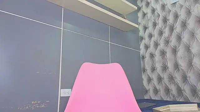 Hilary-banks online show from February 25, 8:29 pm