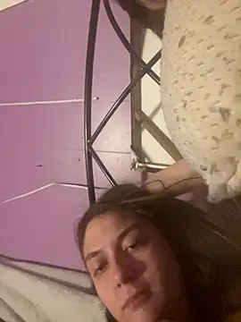 itzcheyduh online show from November 20, 6:25 am