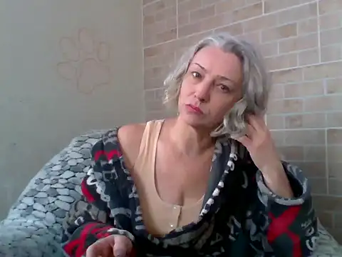 Lorie Carrie online show from February 19, 10:59 am