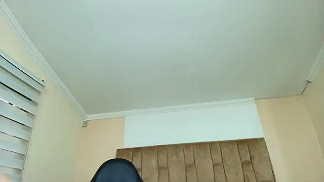 Naughty Kittenm online show from March 10, 11:36 am