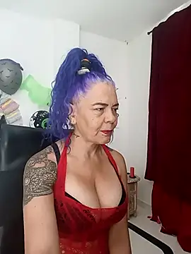 freyadevil333 online show from October 19, 1:02 pm