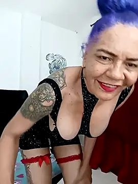 Snapshot of freyadevil333 chatting on September 28, 9:20 pm freyadevil333 online show from September 28, 9:20 pm