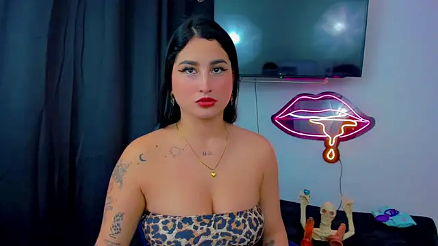 sunshine uwu22 online show from April 11, 6:11 pm