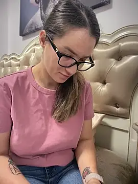 HotXMom online show from June 4, 5:34 am