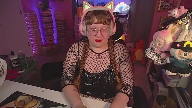 FatVeronica online show from June 18, 2:24 am