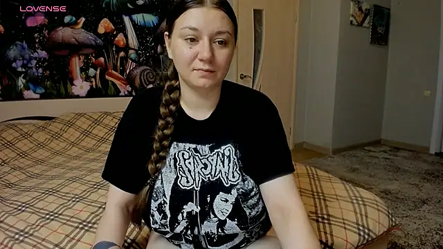 AlisaBacker online show from September 23, 1:09 pm