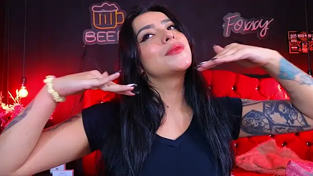 Snapshot of foxxy_nasty chatting on October 6, 5:29 pm foxxy nasty online show from October 6, 5:29 pm