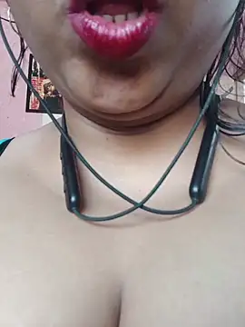 Ivy-09 online show from February 12, 6:15 am