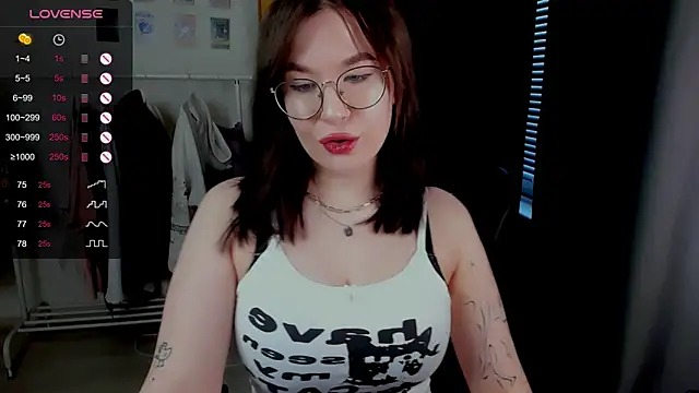 MyNameIsLilith online show from April 11, 5:13 am