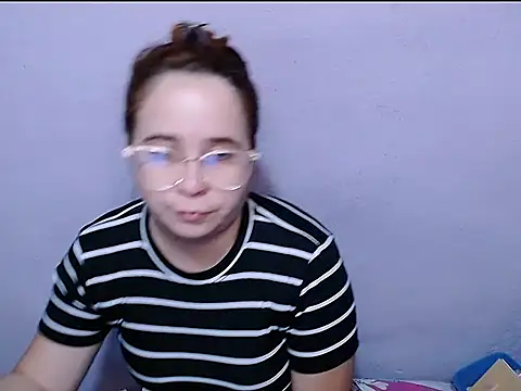 SubLayla01 online show from March 13, 5:47 pm