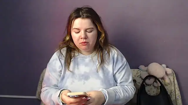 so shy online show from February 6, 7:23 am