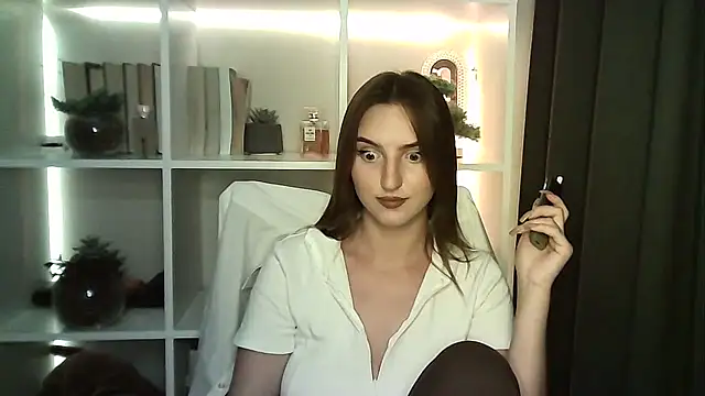 Snapshot of X_Alisa chatting on September 16, 6:05 pm X Alisa online show from September 16, 6:05 pm
