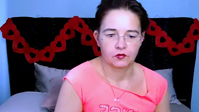 StaceyDarling online show from February 13, 1:57 pm