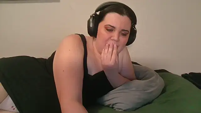 AlessaLoveX online show from July 19, 6:04 am