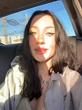 Melissa crazy online show from June 19, 4:10 pm