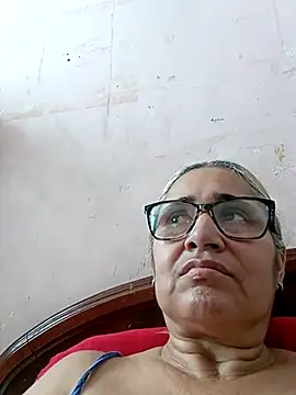  candi online show from September 8, 7:13 pm