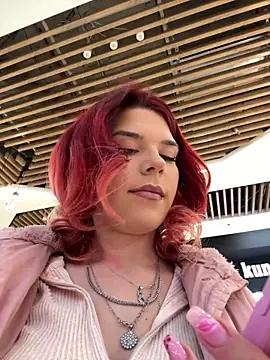 RiriRoseey online show from January 14, 9:36 am