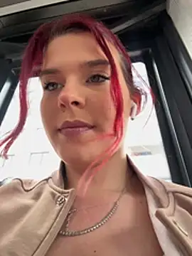 RiriRoseey online show from March 19, 9:24 am