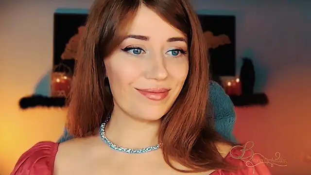 MissBeverlyMills online show from November 8, 2:38 am