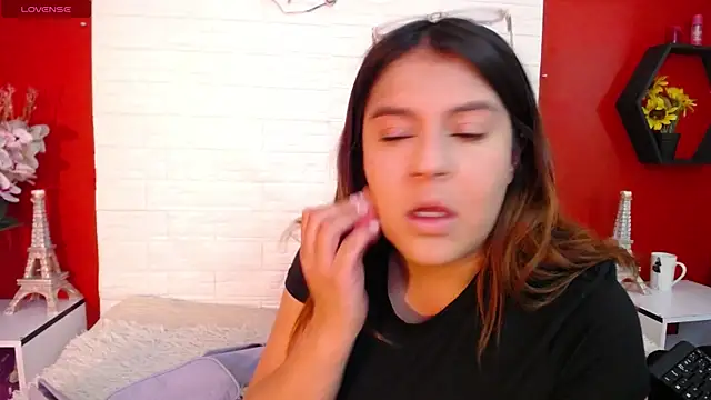  poison sweet online show from November 11, 6:27 pm