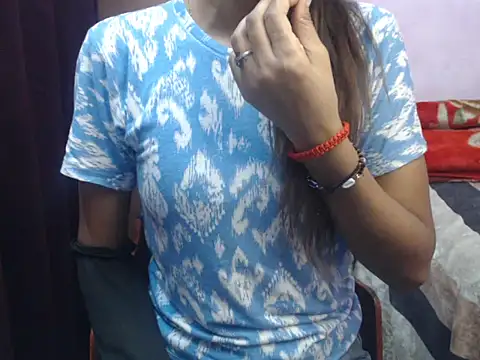 Angel kiyara online show from December 2, 7:05 pm