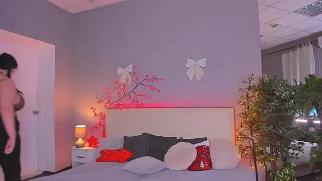 MonaSteele online show from January 5, 5:27 pm