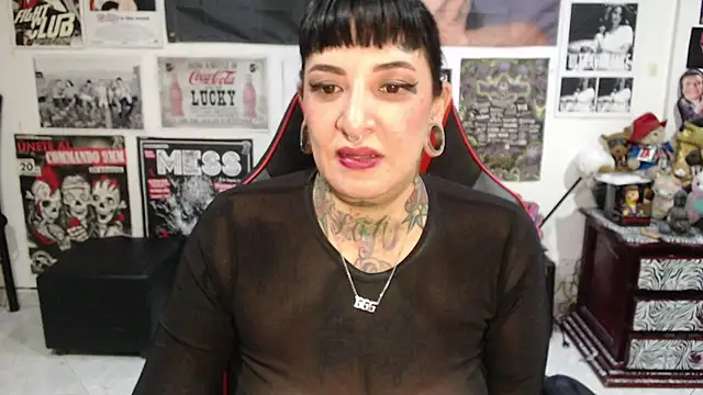 Rollyderolandia666 online show from November 15, 11:28 pm