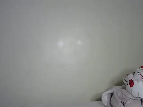 Novah  online show from November 28, 9:07 pm