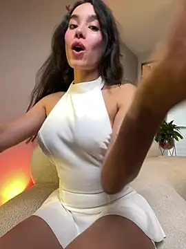 Irish Collins online show from February 17, 9:25 pm